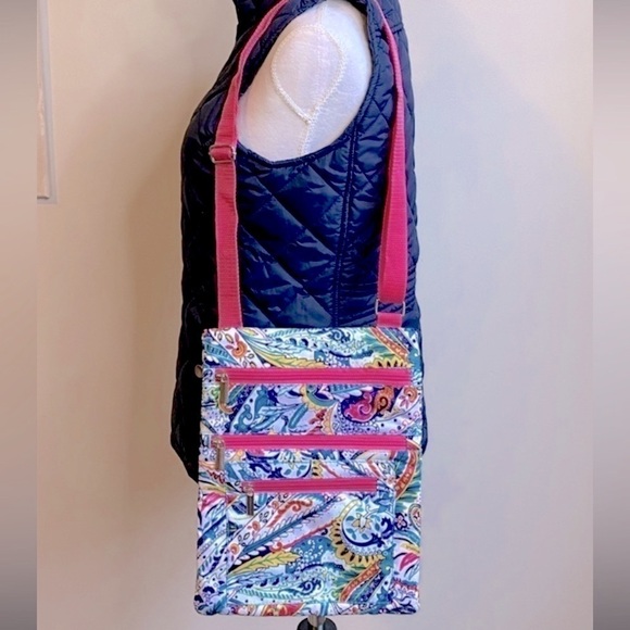 NEW Pink and Blue Paisley Nylon Multi Pocket Messenger/Crossbody Bag - Picture 10 of 10